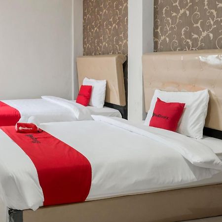 Reddoorz Near Grand City Mall 2 Surabaya Kültér fotó