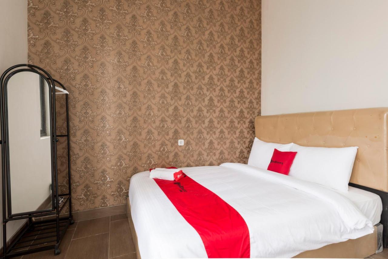 Reddoorz Near Grand City Mall 2 Surabaya Kültér fotó