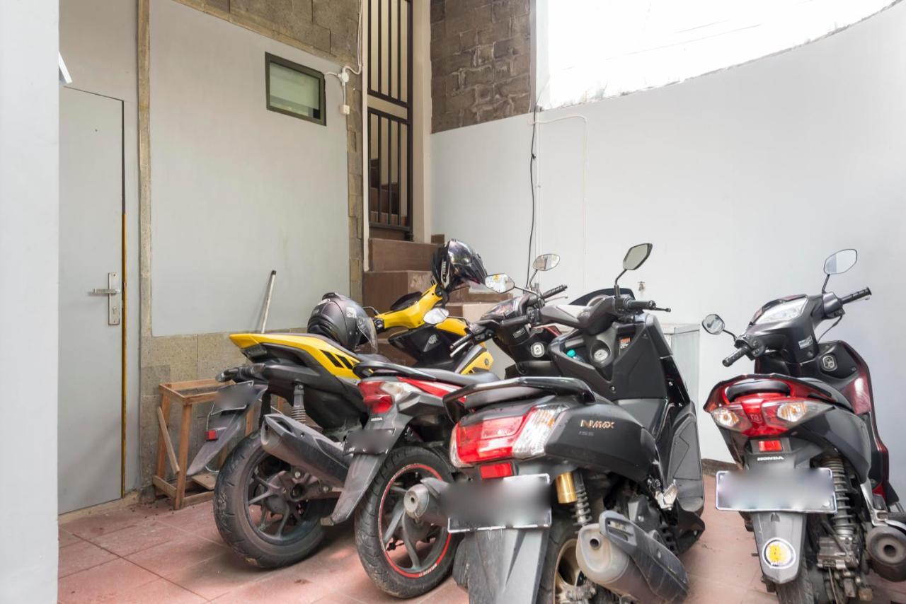 Reddoorz Near Grand City Mall 2 Surabaya Kültér fotó