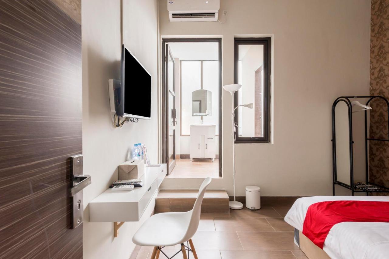 Reddoorz Near Grand City Mall 2 Surabaya Kültér fotó