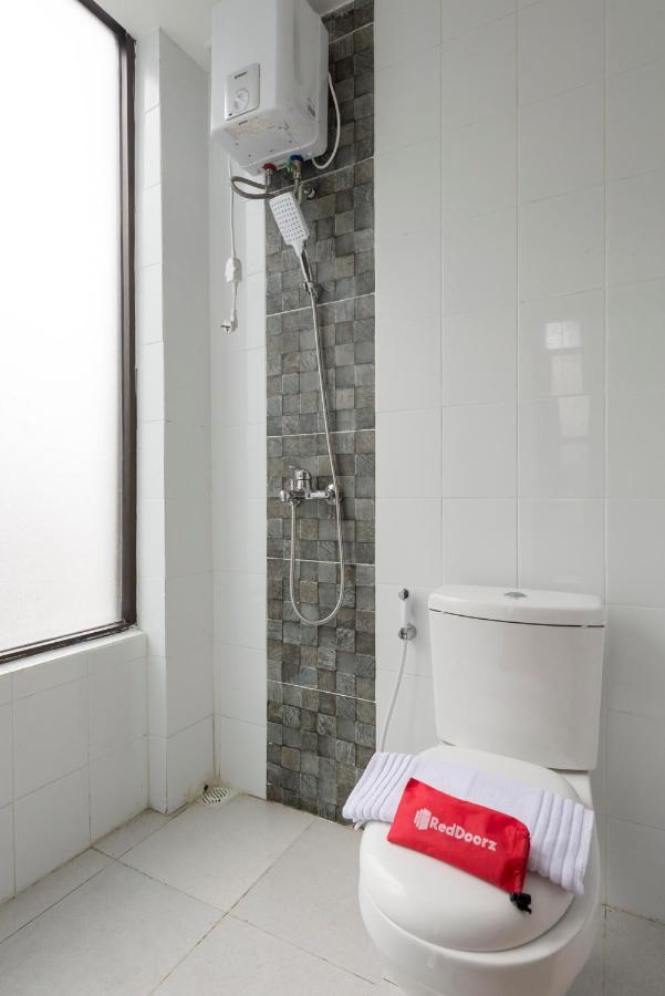 Reddoorz Near Grand City Mall 2 Surabaya Kültér fotó
