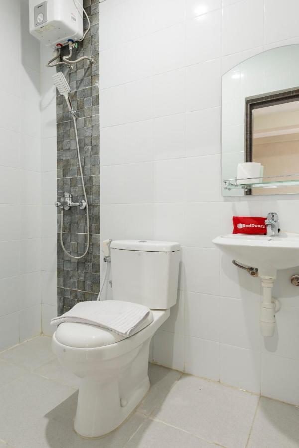 Reddoorz Near Grand City Mall 2 Surabaya Kültér fotó